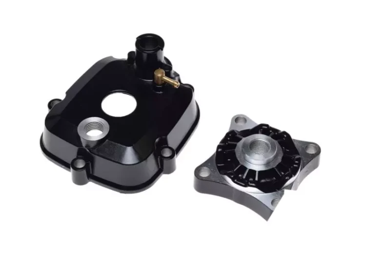 Głowica cylindra do silnika D50B0 (2T LC) – Czarna Edycja