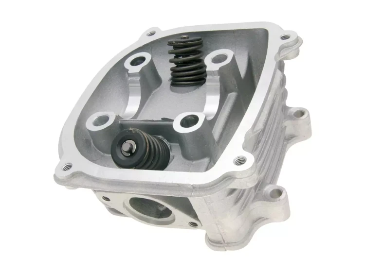 glowica-cylindra-bez-sls-egr-gy6-150ccm-157qmj-101-octane_1.webp